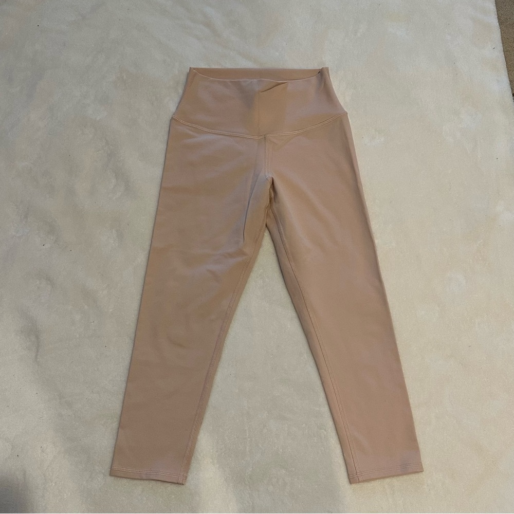 ALO Yoga High-Waist Airlift Capri Legging